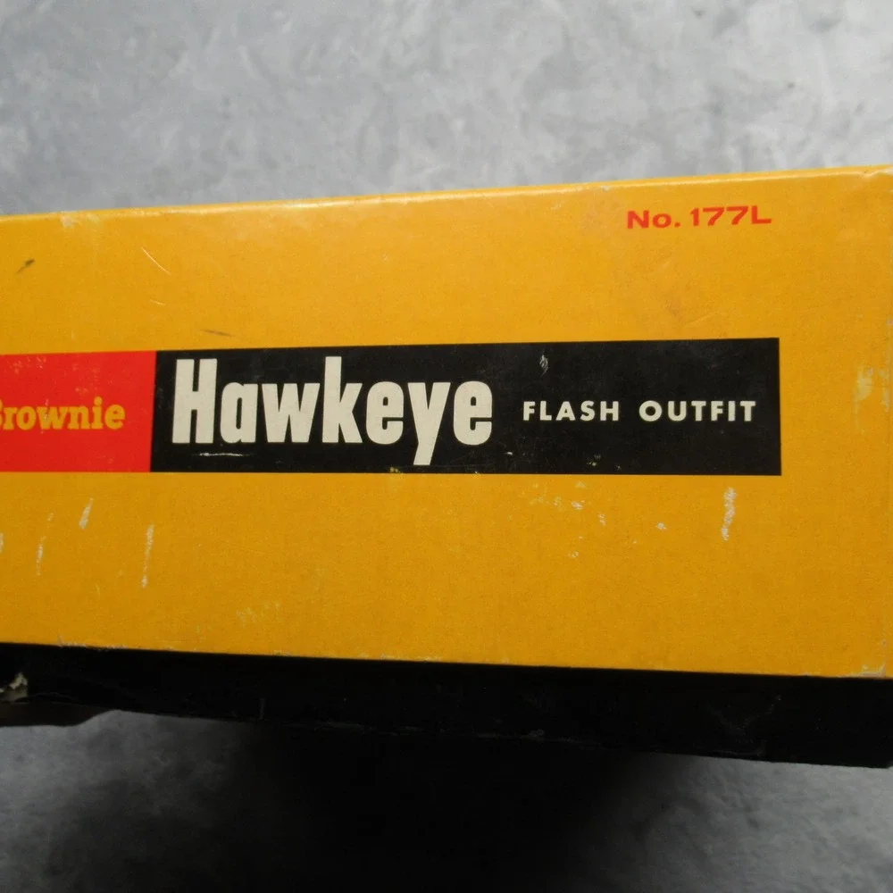 Kodak Brownie Hawkeye Flash Outfit Camera Kit Collectible‎ Untested 1950s VTG